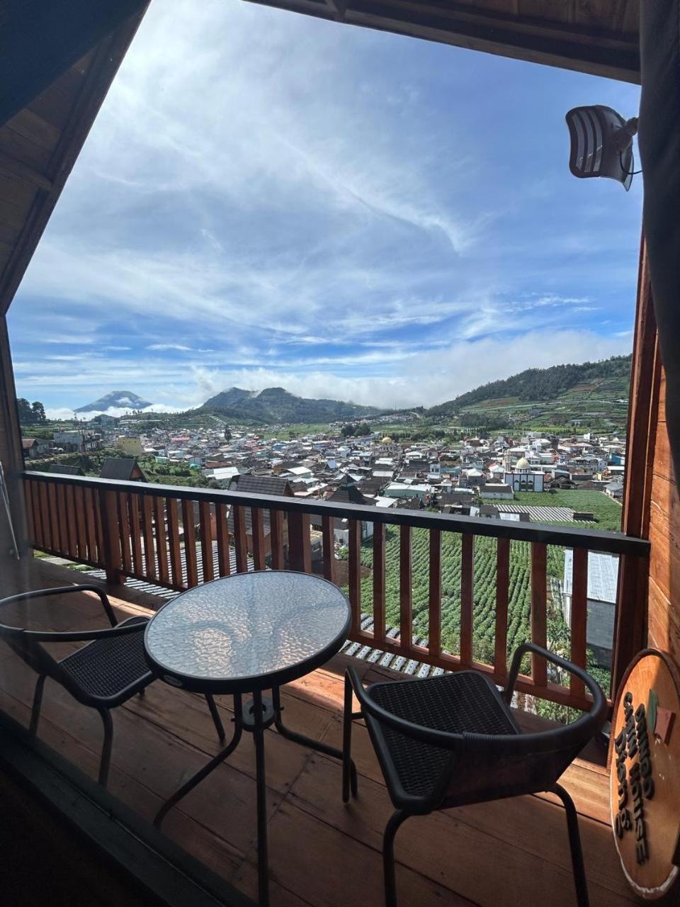 Tower Hill Cabin Dieng מראה חיצוני תמונה