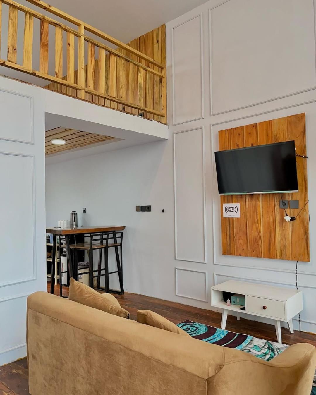 Tower Hill Cabin Dieng מראה חיצוני תמונה